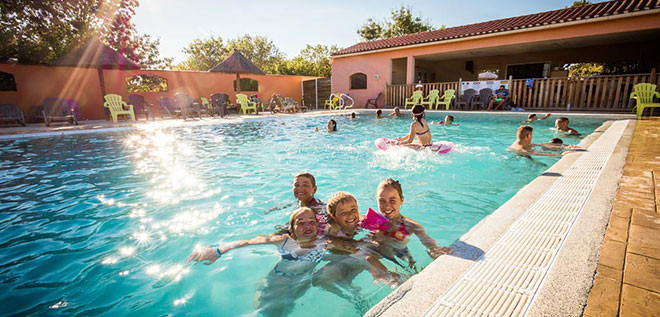 Camping 4 étoiles à Canet avec piscines chauffées